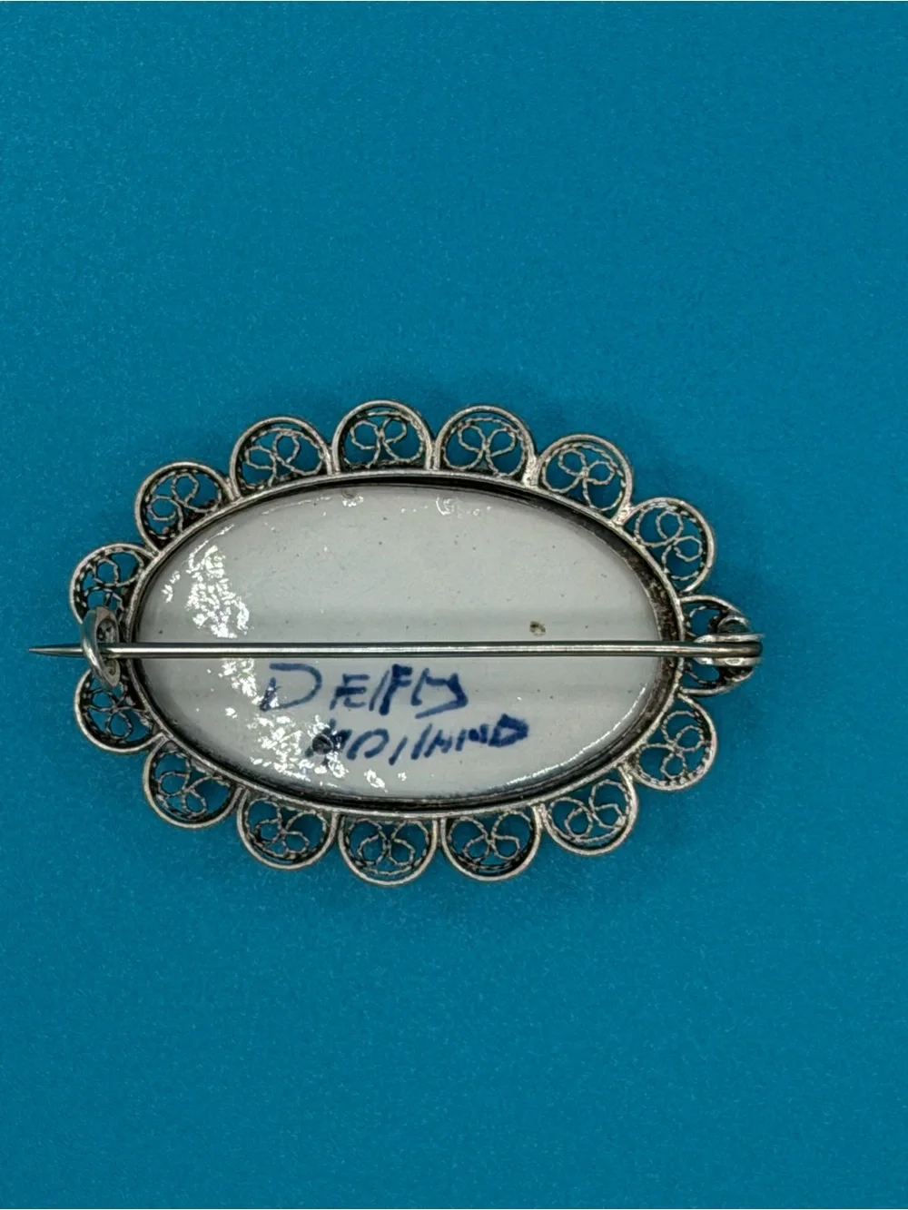 Vintage Blue Delft Holland (Signed) • Porcelain & Silver Filigree Brooch